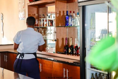 酒吧/高級酒吧, Meet Mekaar Resorts - Nquthu Hotel in 鄧廸