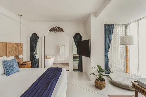 THEE Vijit Lanna by TH District