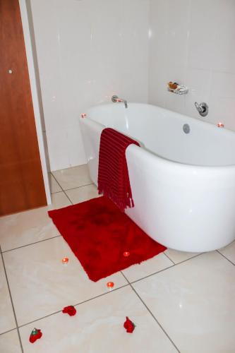 浴室, Meet Mekaar Resorts - Nquthu Hotel in 鄧廸
