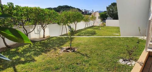Villa Arquete 6 seat Jacuzzi 5 min walk to shops - image 2