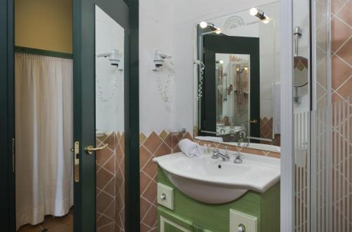 Hotel Rocce Sarde