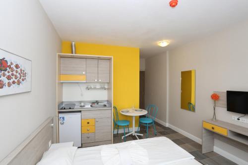 المرافق, Sunny Residence complex in وسط مدينة نيسبار