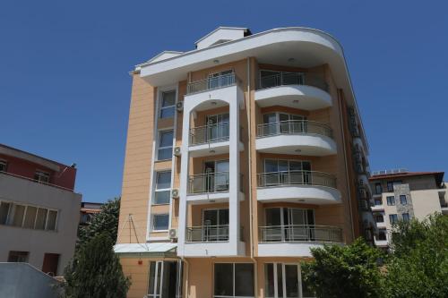مدخل, Sunny Residence complex in وسط مدينة نيسبار