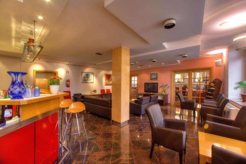 Hotel Skradinski Buk - image 14