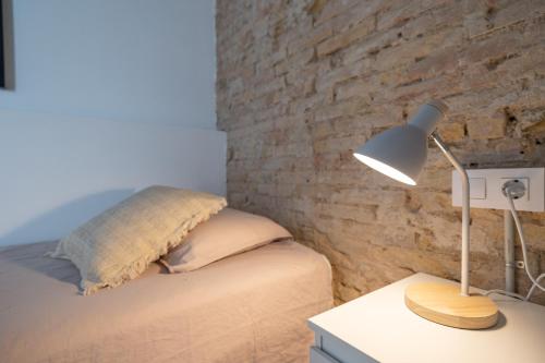 Standard Single Room image 5