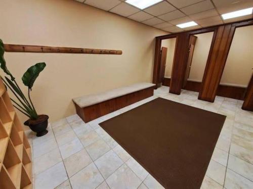 Mt Snow Condo with Pool Mountain Views Half Mile to Mtn in Dover, USA