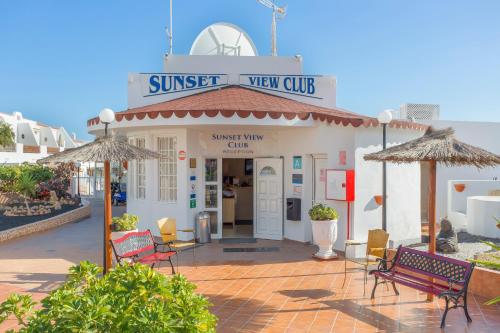 Predvorje, Sunset View Club  in San Miguel