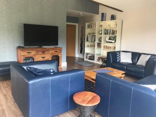 The Riverside Apartment on Cheddar Bridge Apartments in 切德