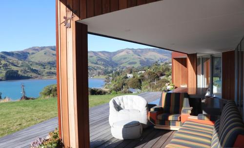 Views Views Views - Taka Retreat - Akaroa Home