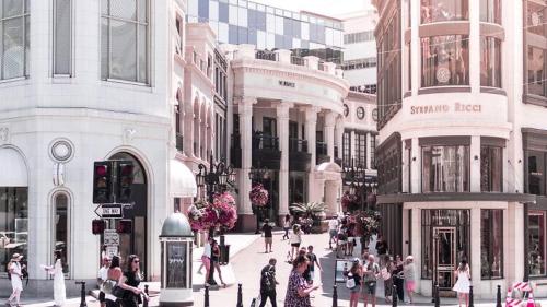 Luxury Beverly Hills Apartment