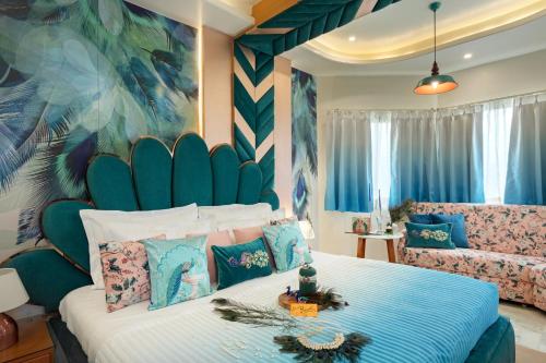 room detail thumbnail 1