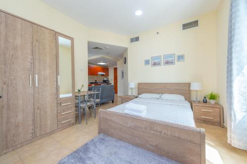 Luxury Escapes - Modern Budget studio with balcony in JLT!, Dubaj (fotografie 7)