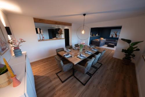 Food and beverages, Eifellodge - am roten Sandberg in Prum