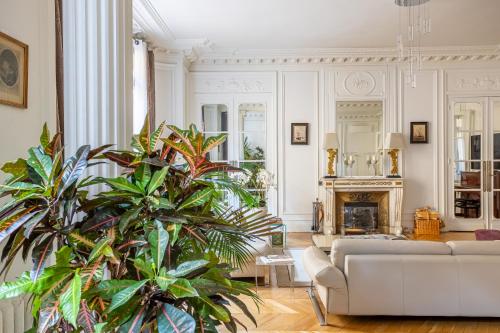 Prestigious Appartement Trocadero, Paris (photo 10)
