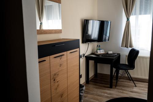 1 twin bed