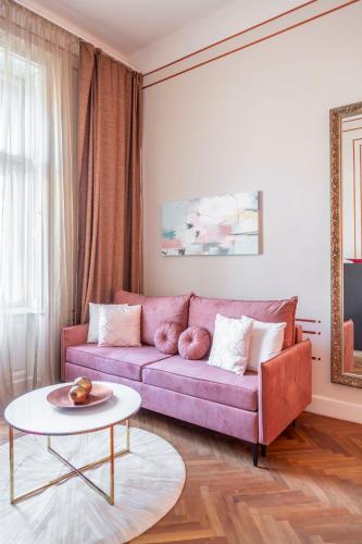 Exclusive & Stylish Central Apartment in the Heart of Budapest, Budapest