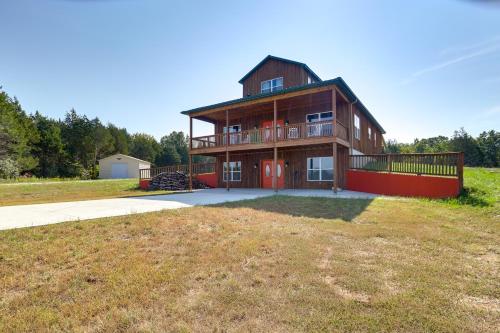 . Spacious Franklin County Retreat on 80 Acres!