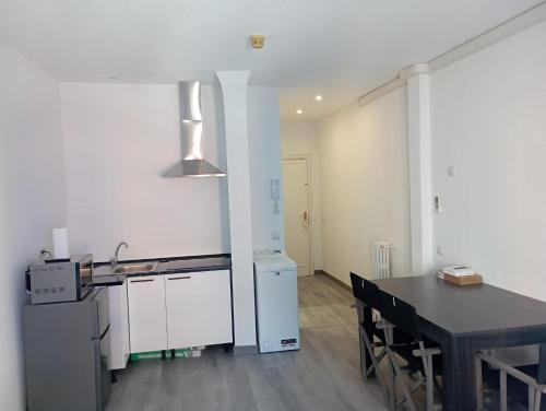 Estudio en Callao, 4 personas, Madrid (foto 11)