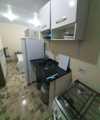 Konyha, Kitnets Aconchegantes Próximo ao Shopping (Kitnets Aconchegantes Proximo ao Shopping) in Campina Grande Do Sul
