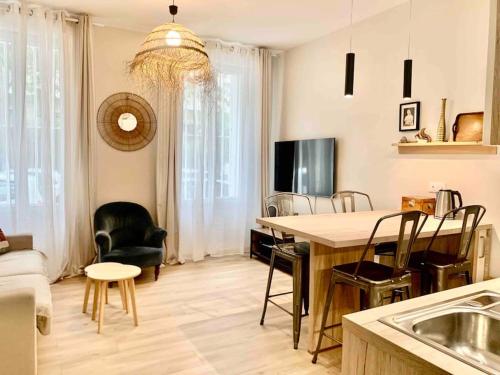 JoliJoliette, terrasse, central, climatisé, WIFI , garage - Location saisonnière - Marseille