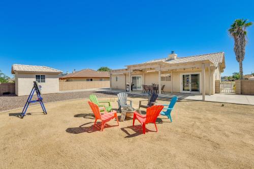 Yucca Valley Home with Fire Pit, Grill and Yard Games!