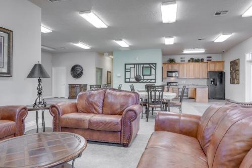 Mesquite Vacation Rental Condo with Community Pool!