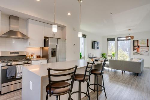 Private Rooftop with Cold Plunge Modern Townhome in Philadelphia, USA
