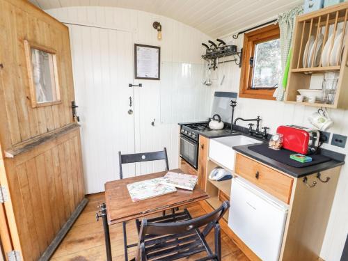 The Shire Shepherds Hut