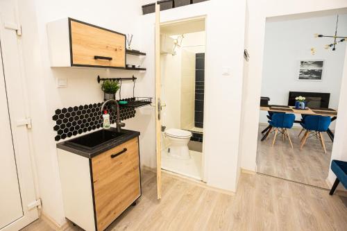 Gaia Studio House - Tap to explore photos