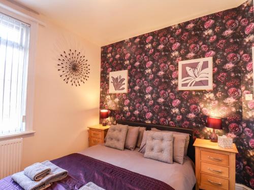 Moorland House - image 9