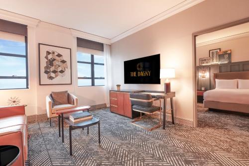 room detail thumbnail 0