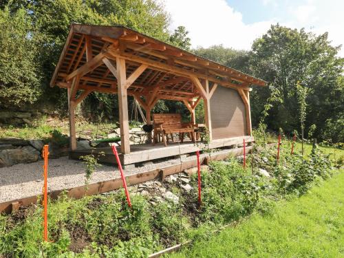 Pendre Cottage - image 5