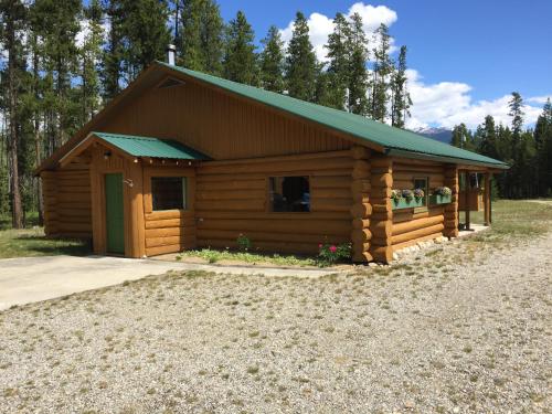 Valemount Mountain Retreat Guesthouse