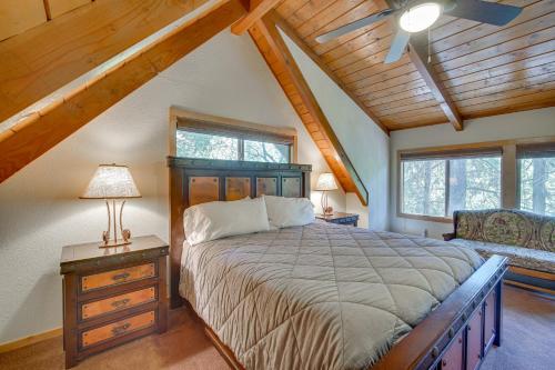 Serene Cabin Rental Near Lake Arrowhead Village! in Lake Arrowhead, USA