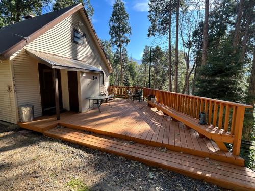 Sequoia National Forest Cabin-D in Wofford Heights (CA)