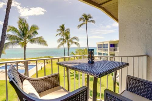 Sunny Waianae Condo with Ocean View!