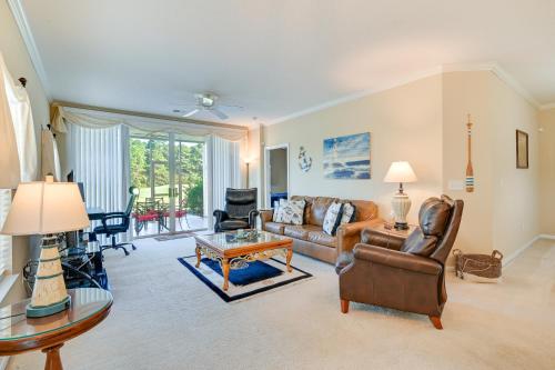 Lovely Myrtle Beach Condo with Golf Course Views!