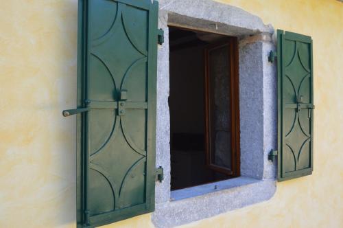 Ladeti 30 St. Home - image 5