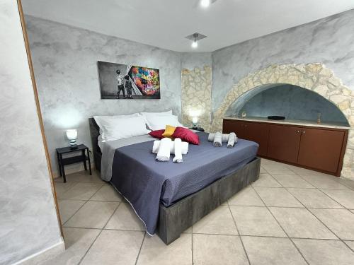 Scotti House, Naples