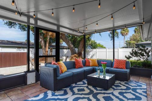 Anchors Away Gulf Gate Home - main image