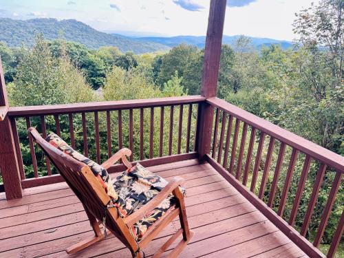 Bucket List Views Ski In Out Sugar Mountain Cabin - Apartment - Sugar Mountain