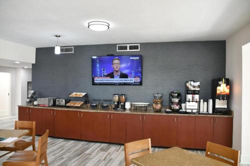 梅肯I-75溫德姆柏茂酒店 (Baymont by Wyndham Macon I-75) in 梅肯市中心