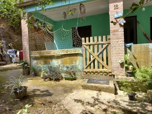 Entrance, Live Hostel in Paraty Mirim