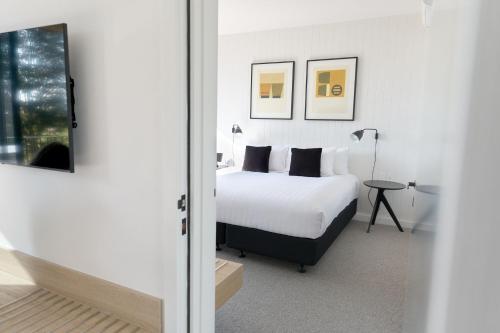 Accommodation @ Curlewis Room Type - Family Stay – Interconnecting Signature Suite
