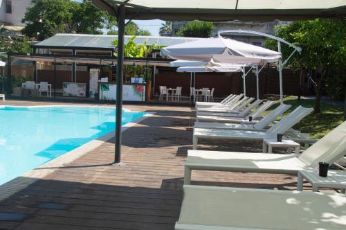 Басейн, Villa Signorini Hotel in Ерколано