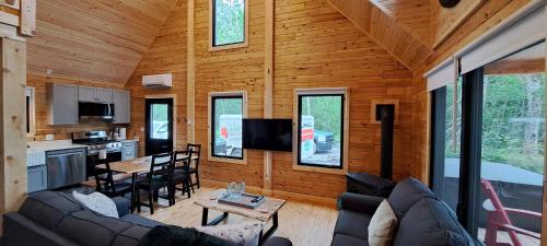 Lochaber Homesteader Lodge in Greenwold (NS)