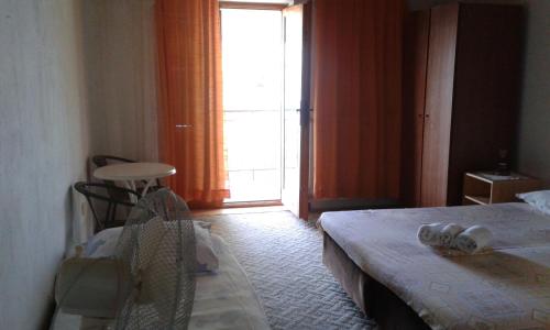 Three-Bedroom Apartment with Terrace and Sea View