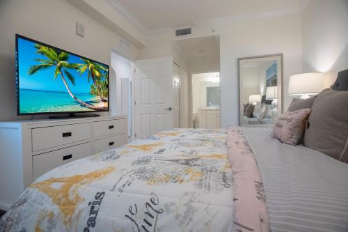 Inviting New 2-bedroom 2-bathroom corner condo i in Bradenton, USA