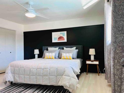 Stylish home in the heart of Tempe w/private pool