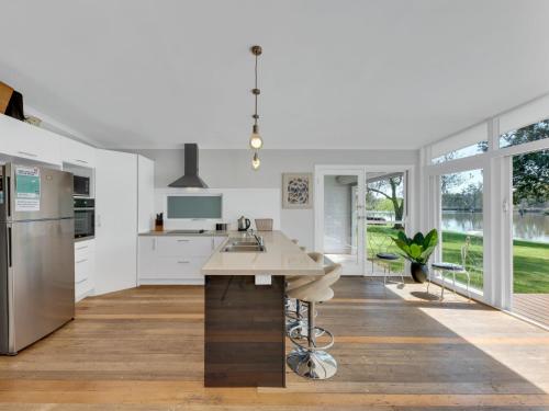 Twin Rivers Whitehouse in Bundalong